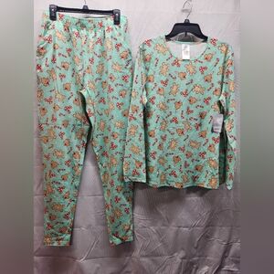 Disney Christmas Pajamas, Women's  Size Large, NWT
